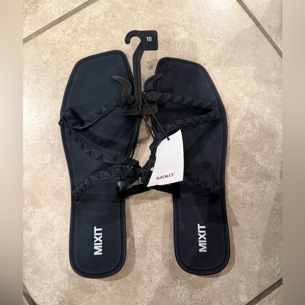 “New” Mixit Black Sandals size10